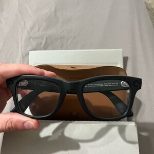 Ray-Ban Meta Smart Glasses Gen 2 Wayfarer – Transitions
